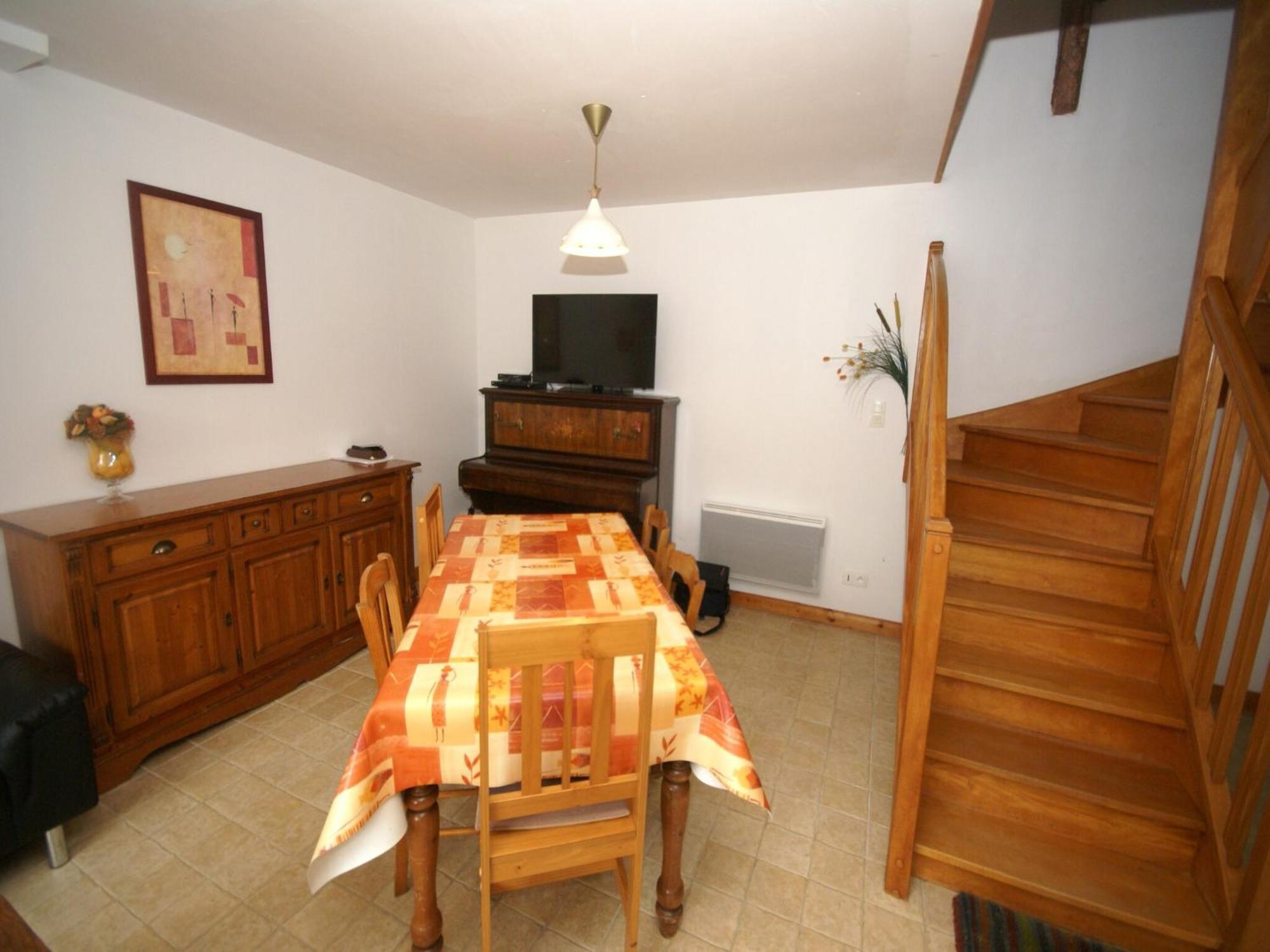 Holiday Home With Garden In Brainville Екстериор снимка