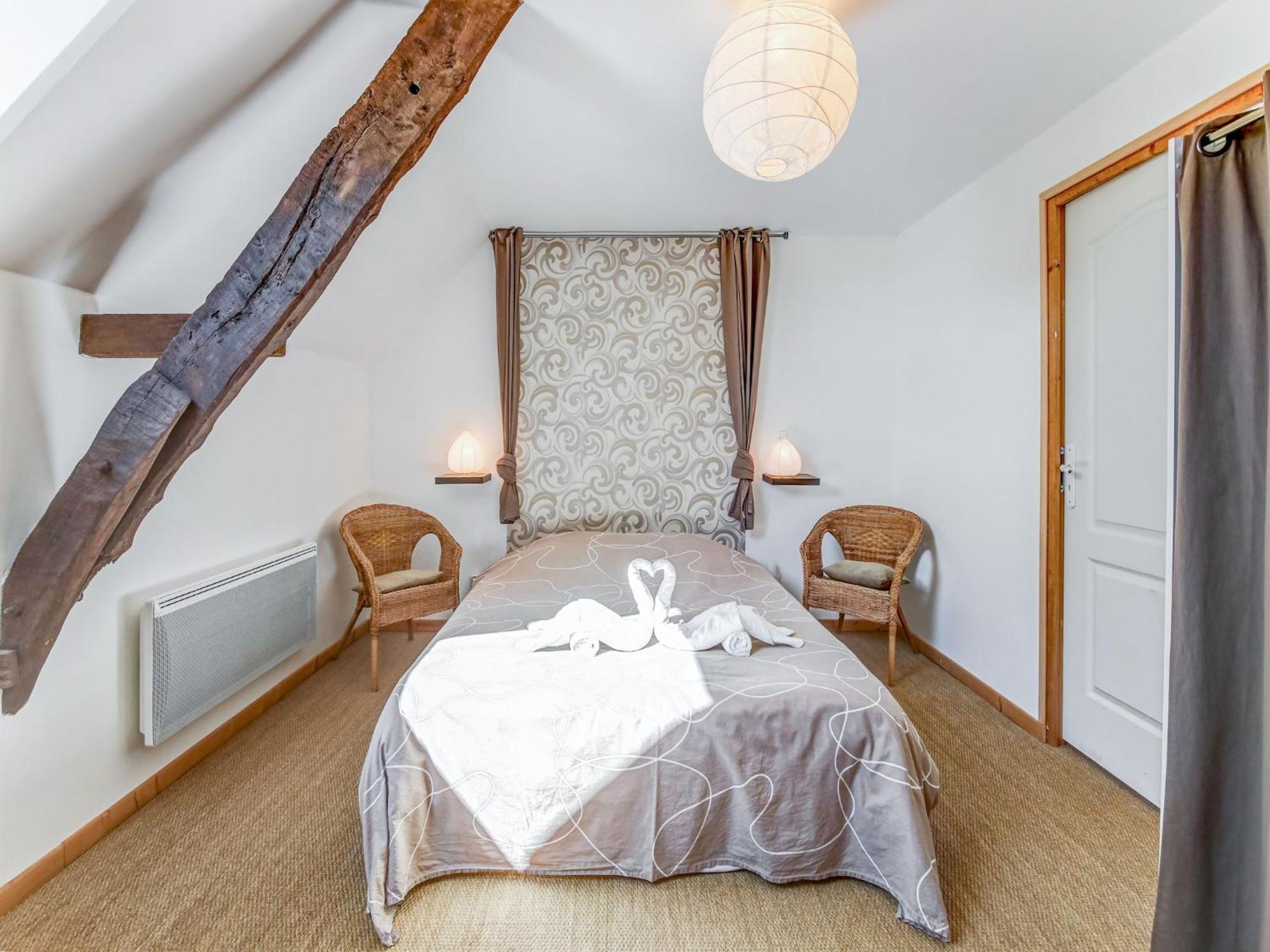 Holiday Home With Garden In Brainville Екстериор снимка